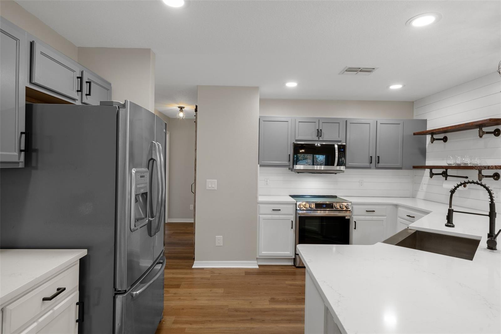 Image 22 of 79 For 3209 Rose Arbor Drive