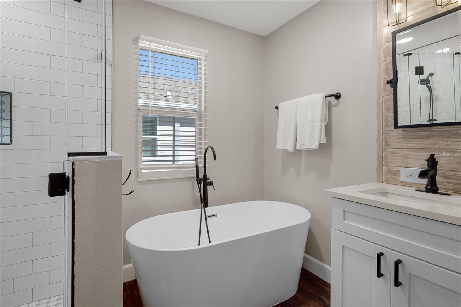 Image 35 of 79 For 3209 Rose Arbor Drive