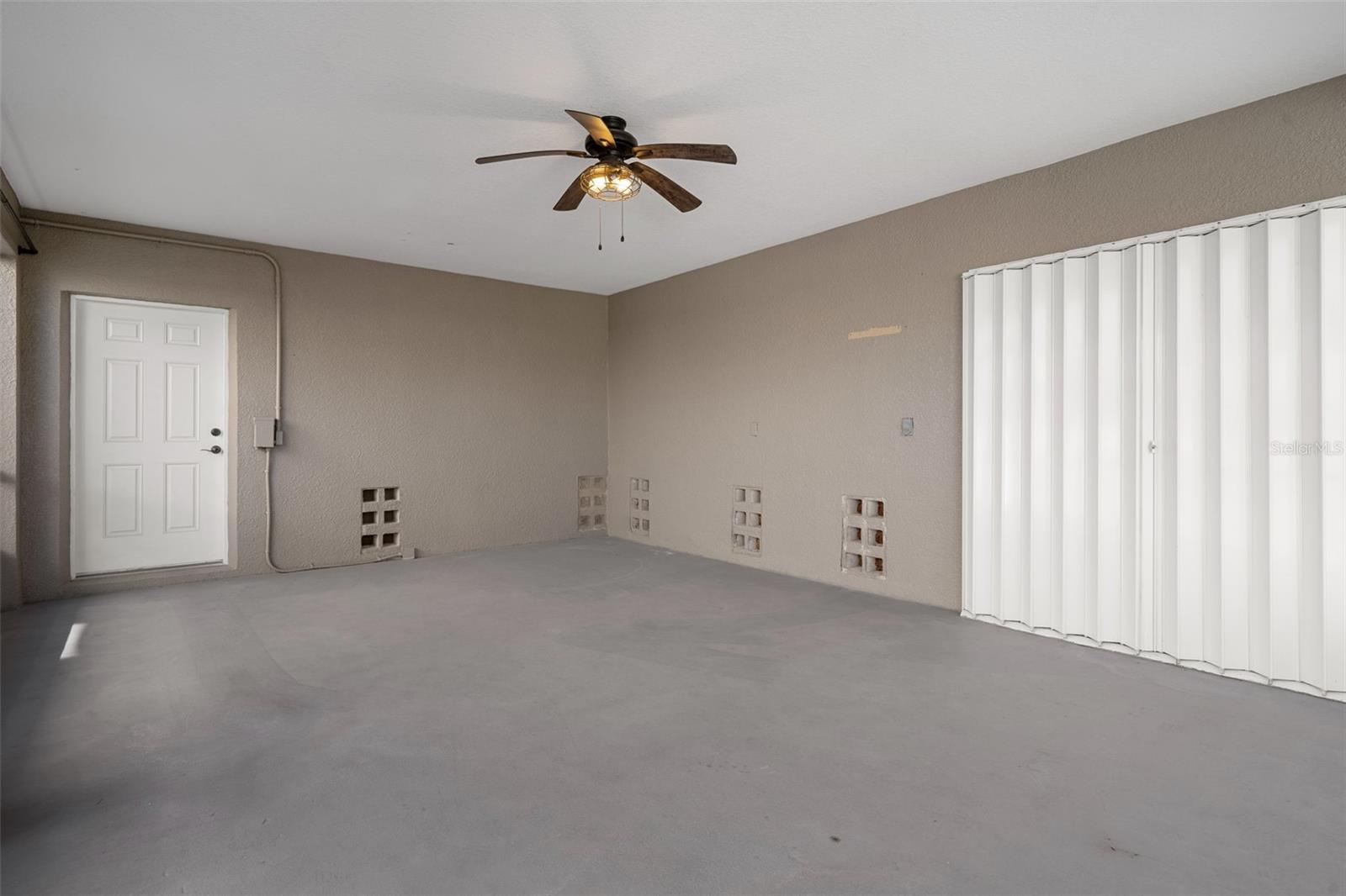 Image 56 of 79 For 3209 Rose Arbor Drive