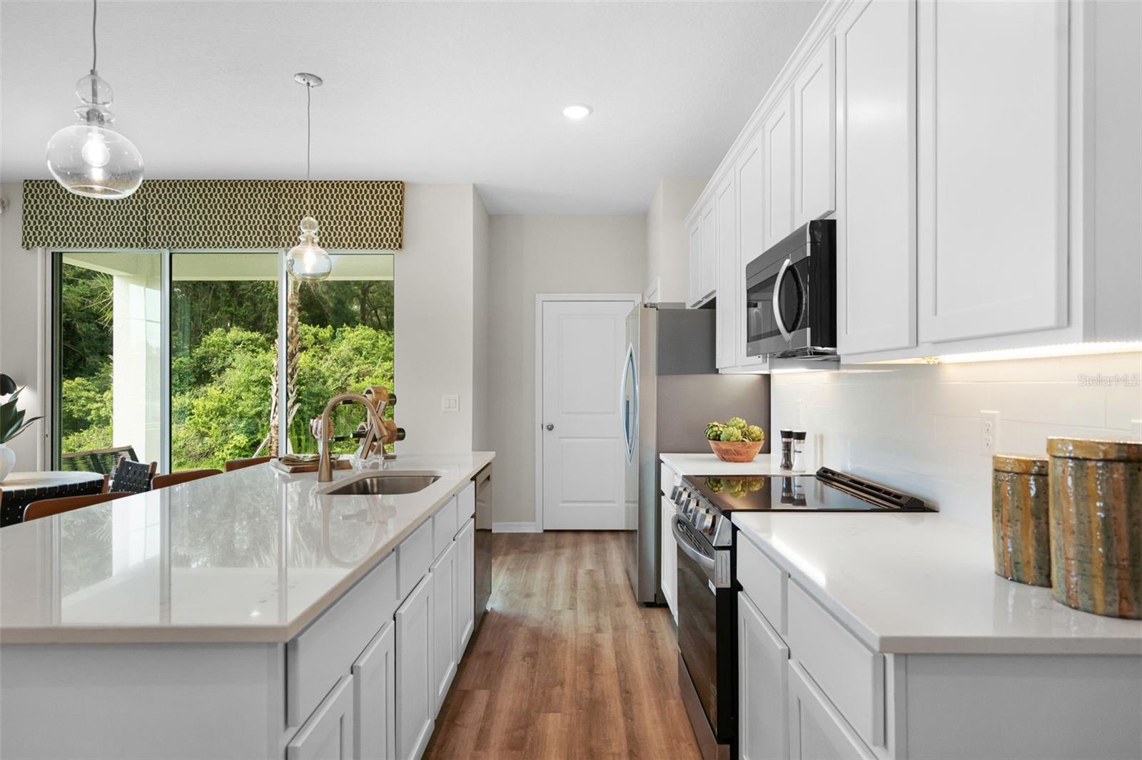 Image 6 of 31 For 1100 Cypress Elm Drive