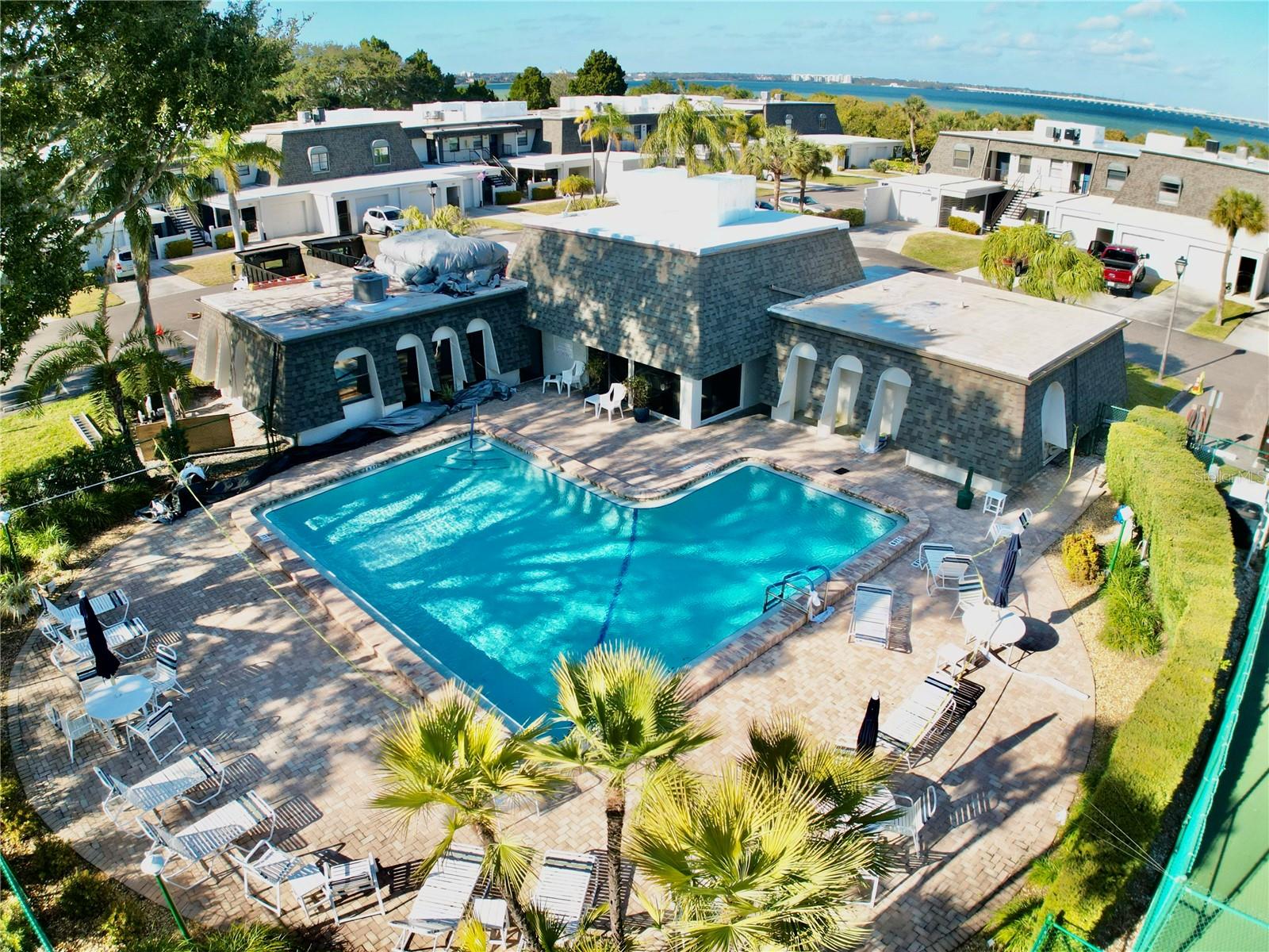 Image 7 of 14 For 2980 Haines Bayshore Road 124