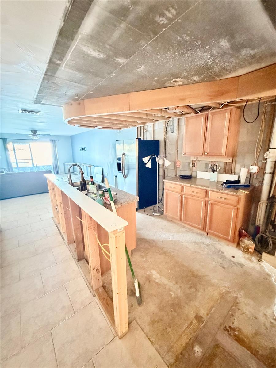 Image 9 of 14 For 2980 Haines Bayshore Road 124