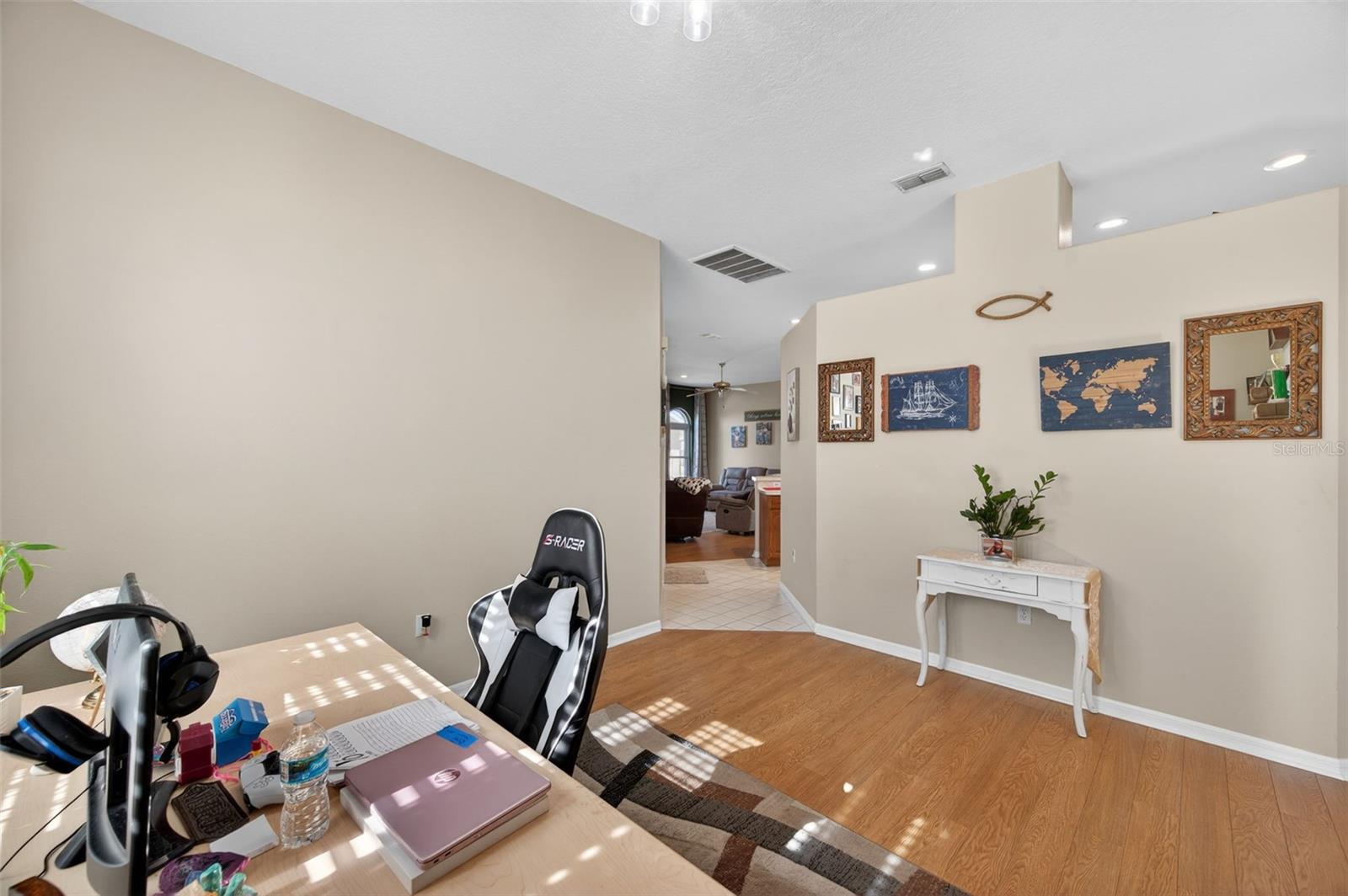 Image 14 of 99 For 8539 Coral Creek Loop