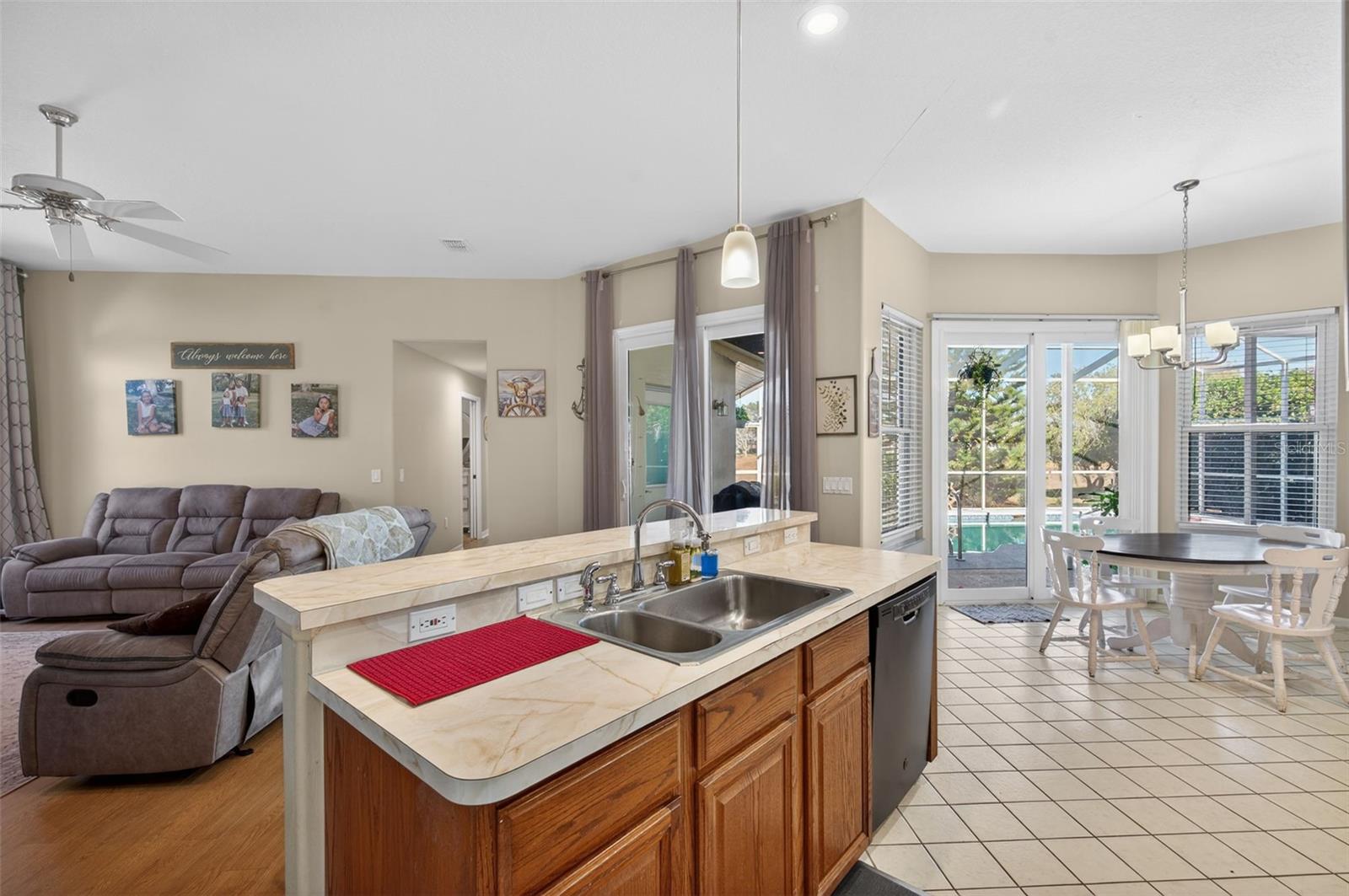 Image 29 of 99 For 8539 Coral Creek Loop