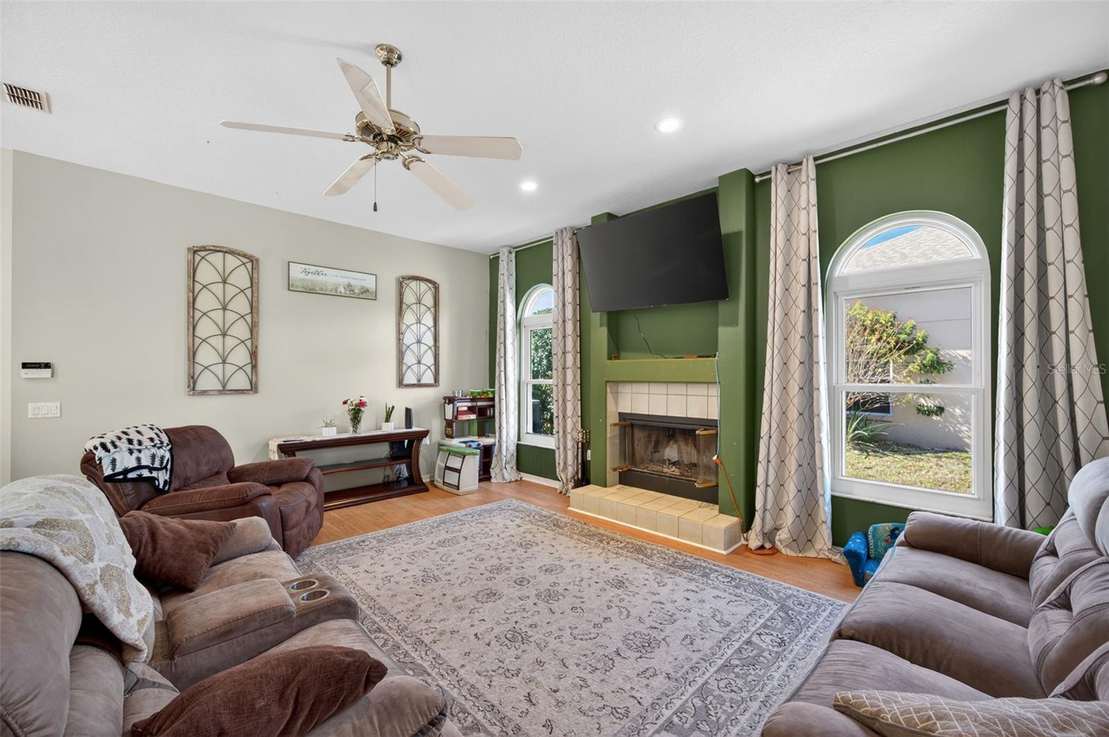 Image 30 of 99 For 8539 Coral Creek Loop