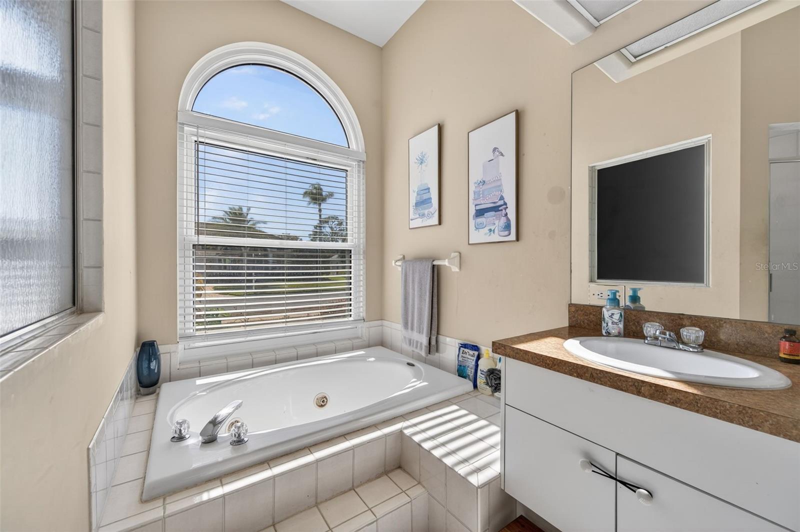 Image 38 of 99 For 8539 Coral Creek Loop