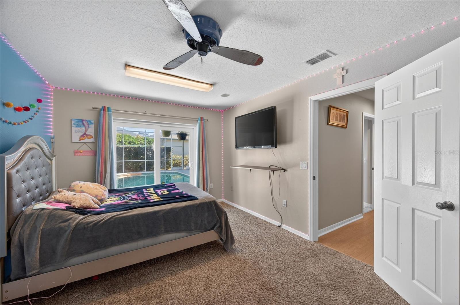 Image 43 of 99 For 8539 Coral Creek Loop