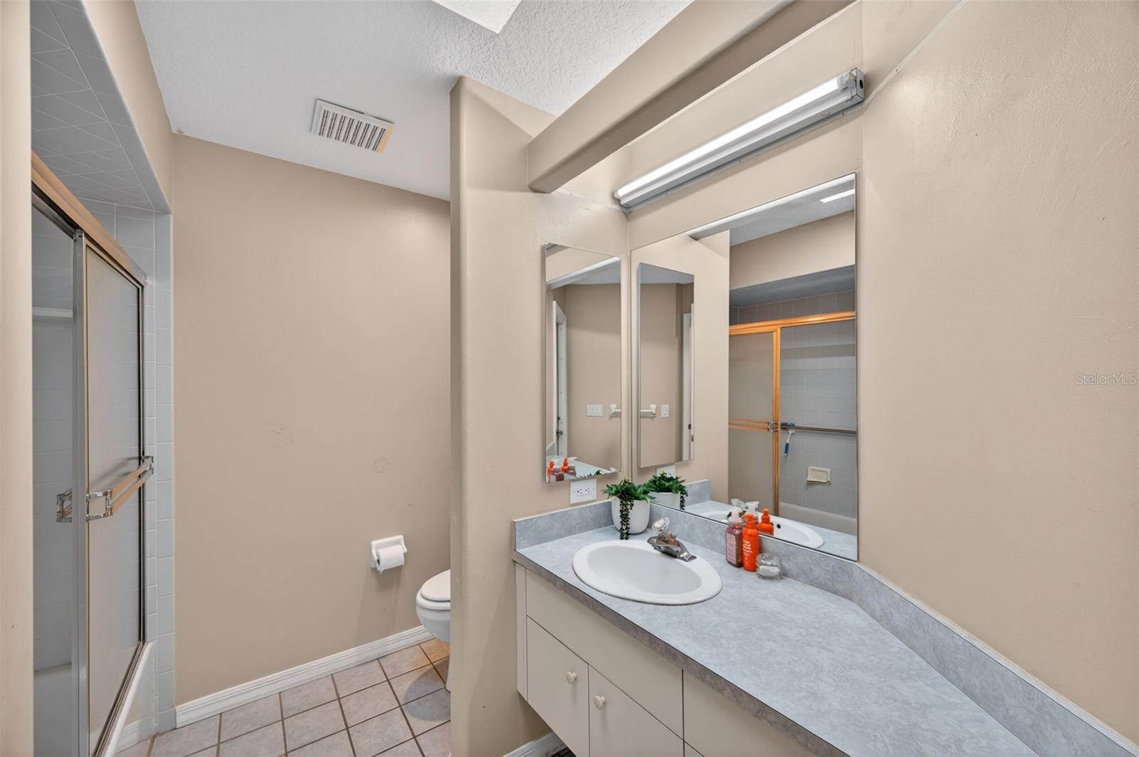 Image 52 of 99 For 8539 Coral Creek Loop