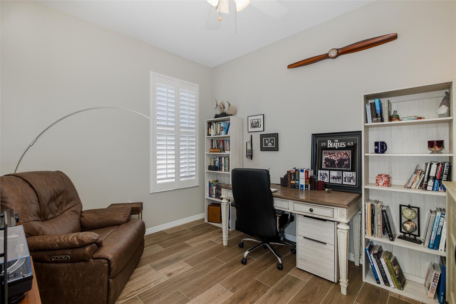 Image 34 of 82 For 1710 Lakestone Drive