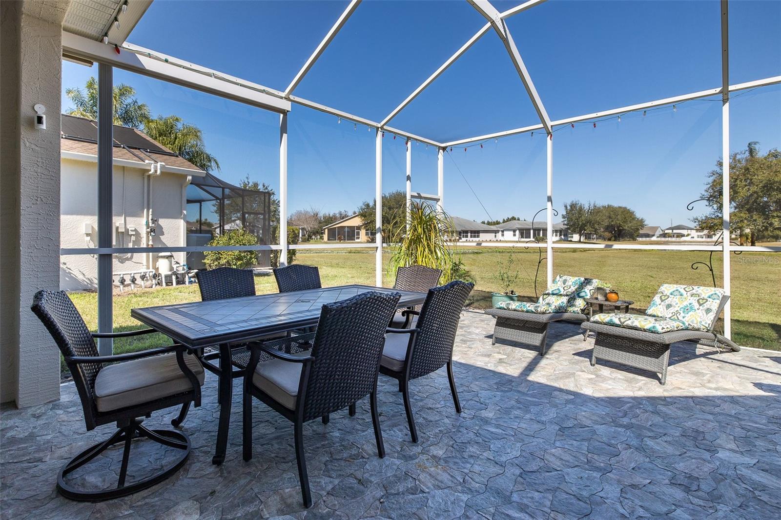 Image 39 of 82 For 1710 Lakestone Drive