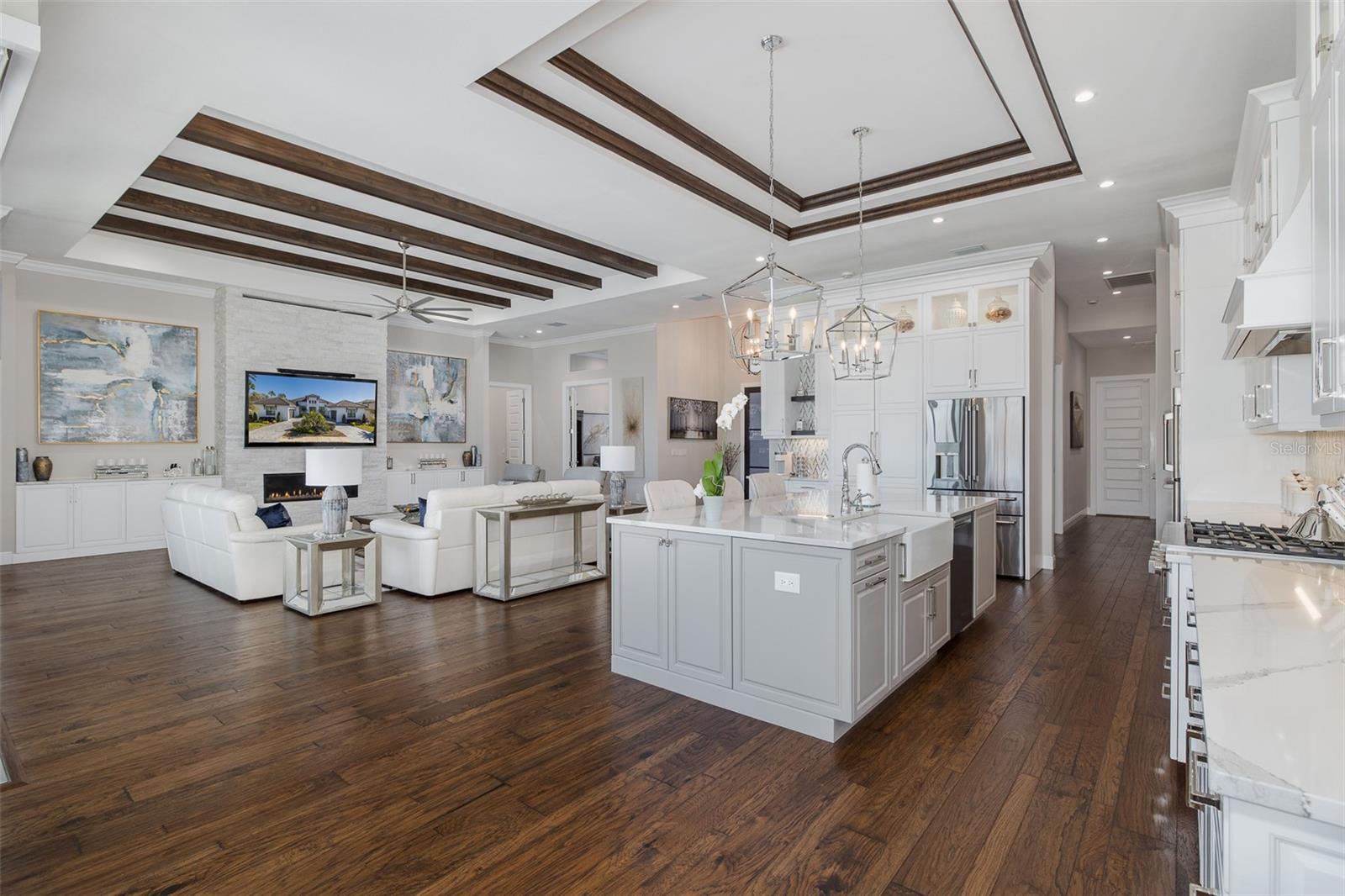 Image 11 of 100 For 1222 Almeria Drive