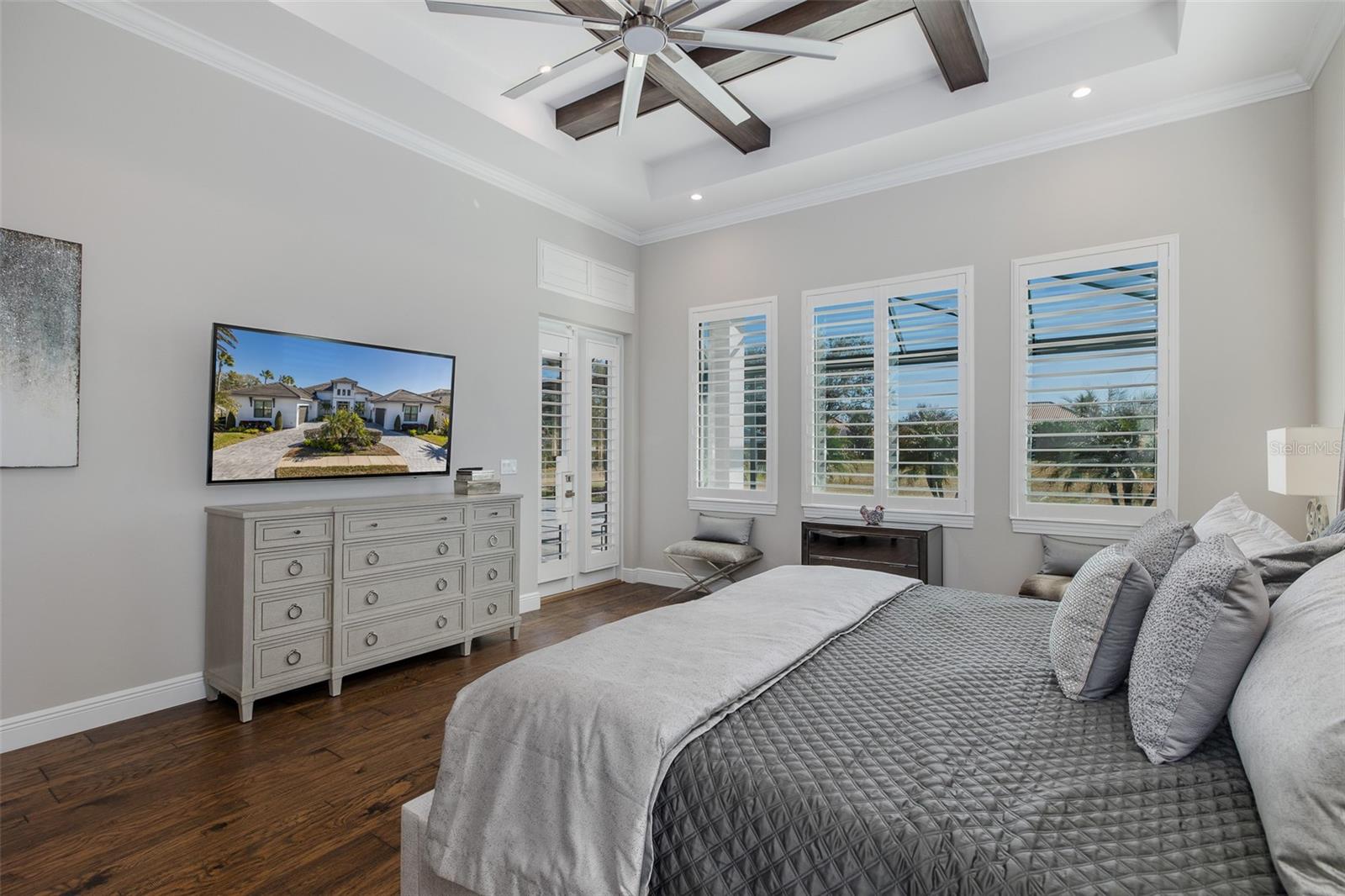 Image 31 of 100 For 1222 Almeria Drive