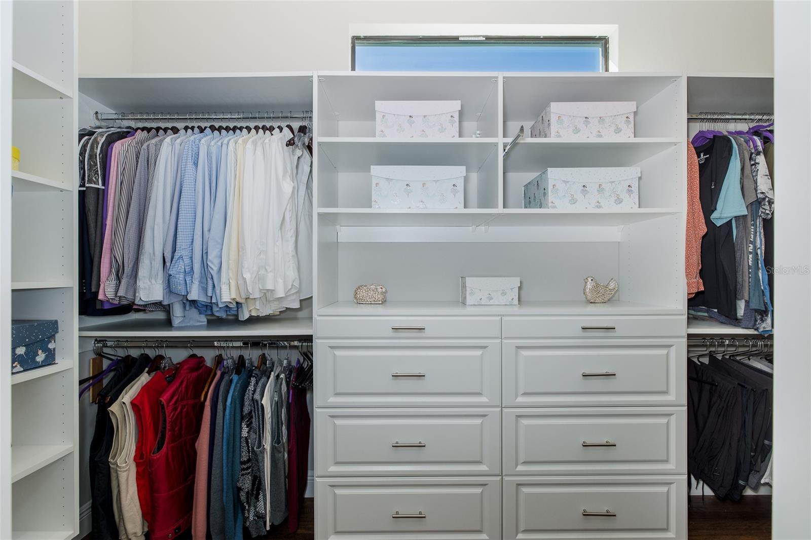 Image 36 of 100 For 1222 Almeria Drive