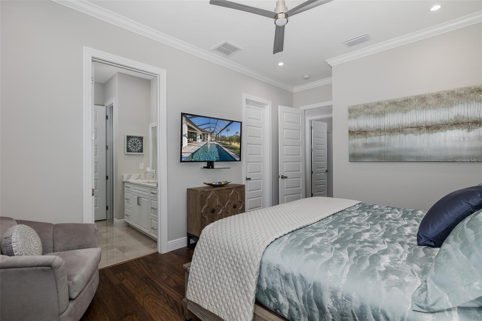 Image 42 of 100 For 1222 Almeria Drive