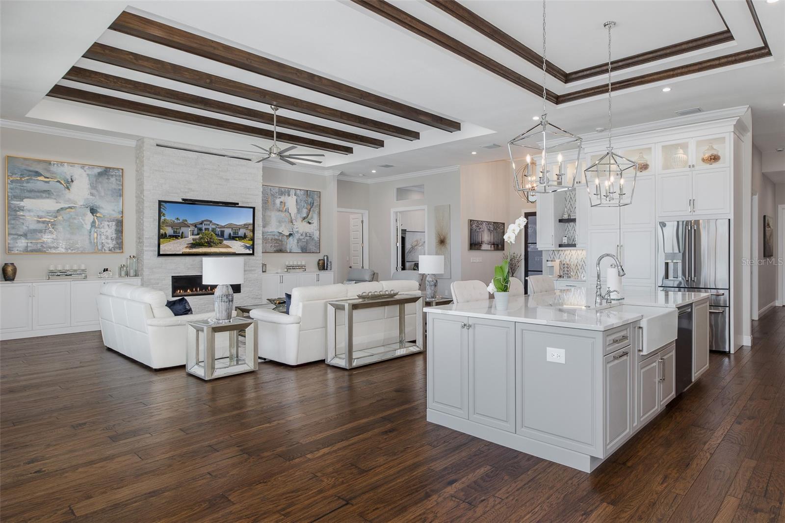 Image 8 of 100 For 1222 Almeria Drive