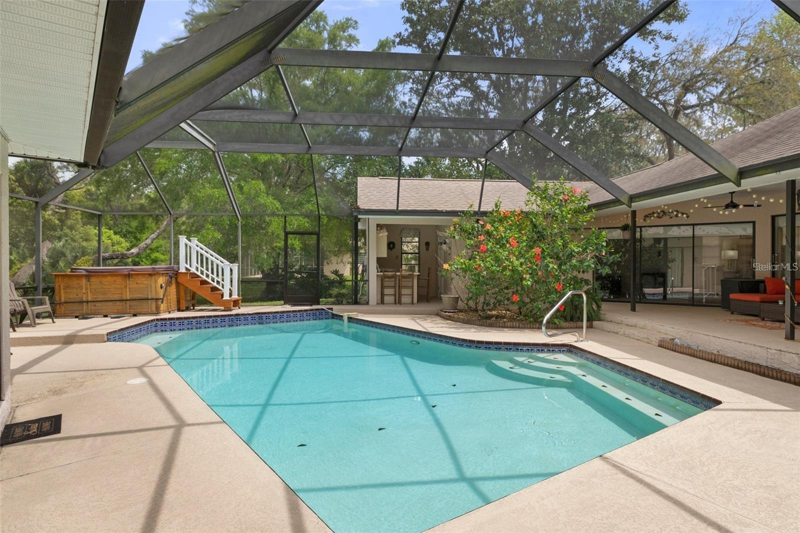 Image 34 of 37 For 6475 Laurel Oak Drive