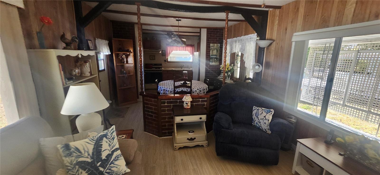 Image 3 of 41 For 5609 Sunshine Park Drive