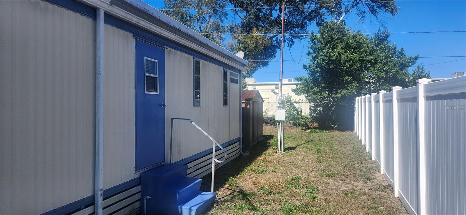 Image 37 of 41 For 5609 Sunshine Park Drive