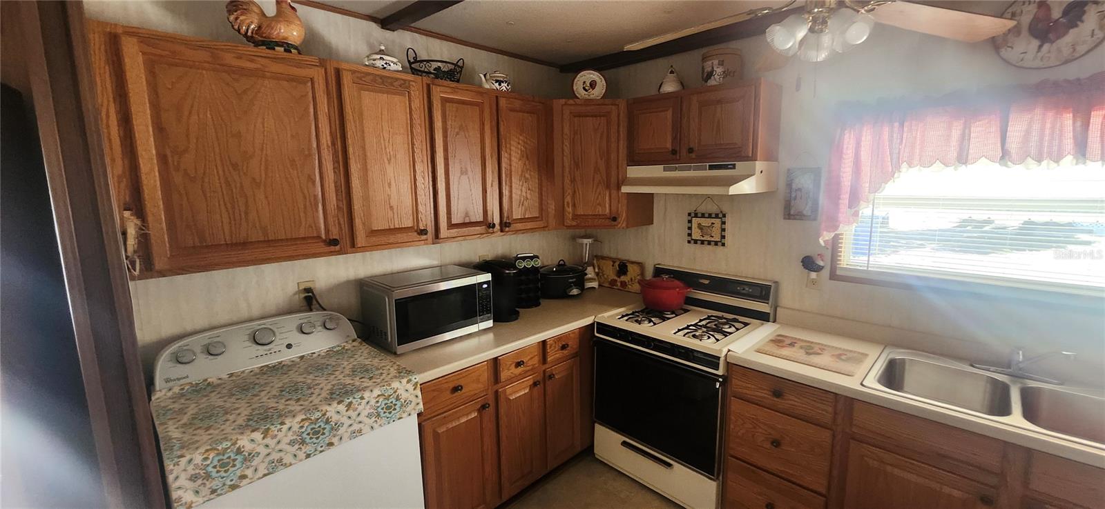 Image 9 of 41 For 5609 Sunshine Park Drive