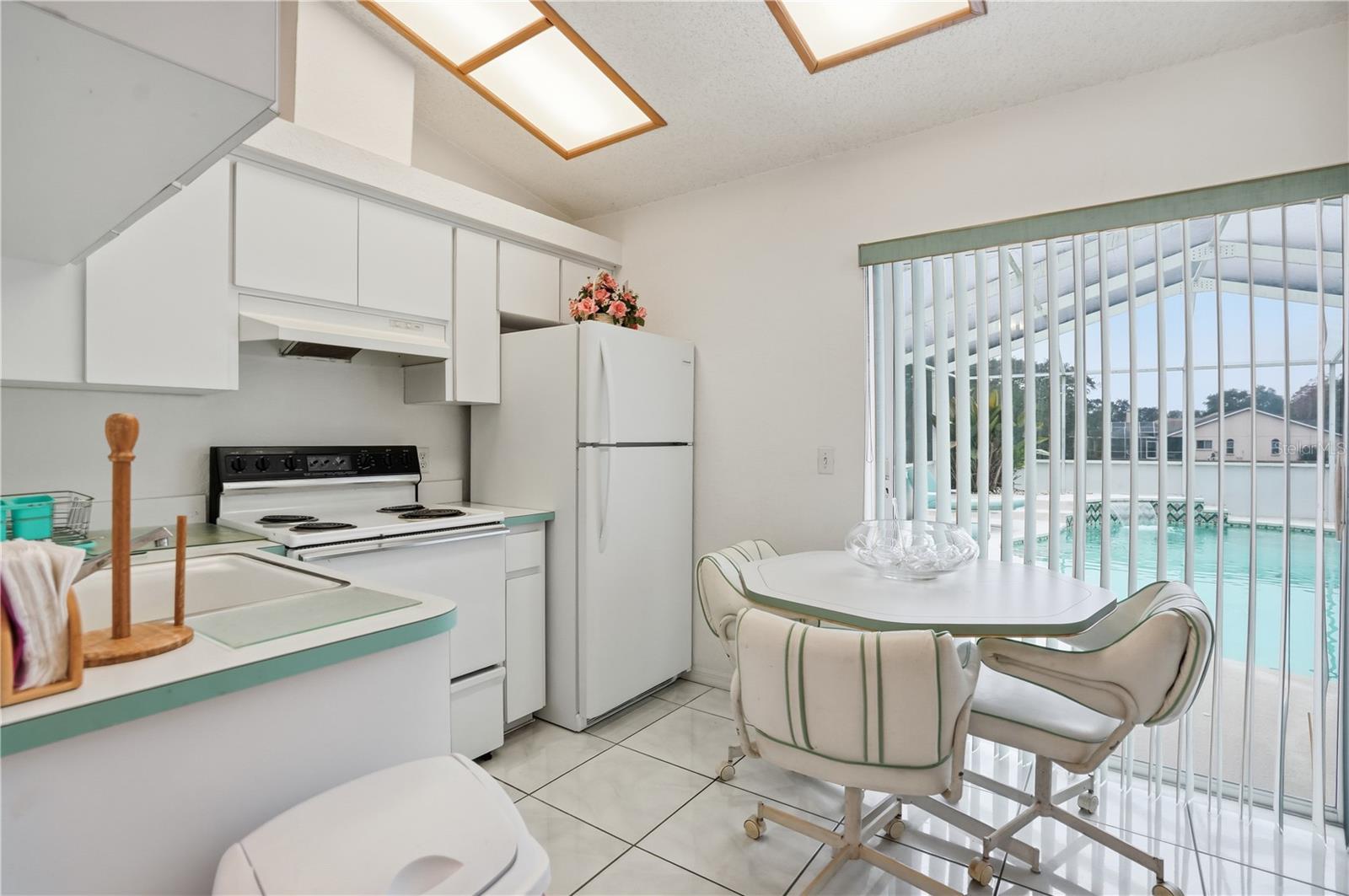 Image 28 of 52 For 12050 Hyde Park Way