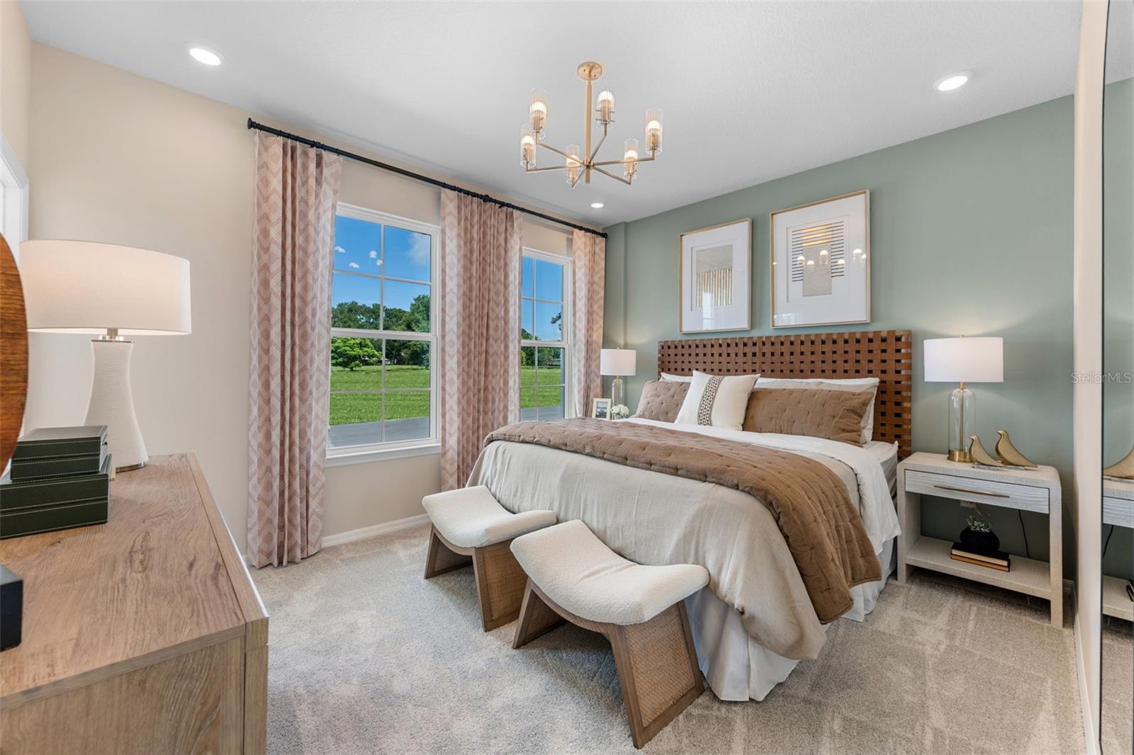 Image 10 of 22 For 628 Emerald Grove Drive