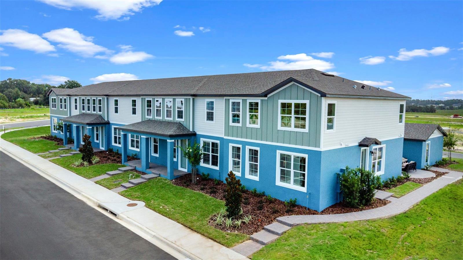 Image 2 of 22 For 628 Emerald Grove Drive