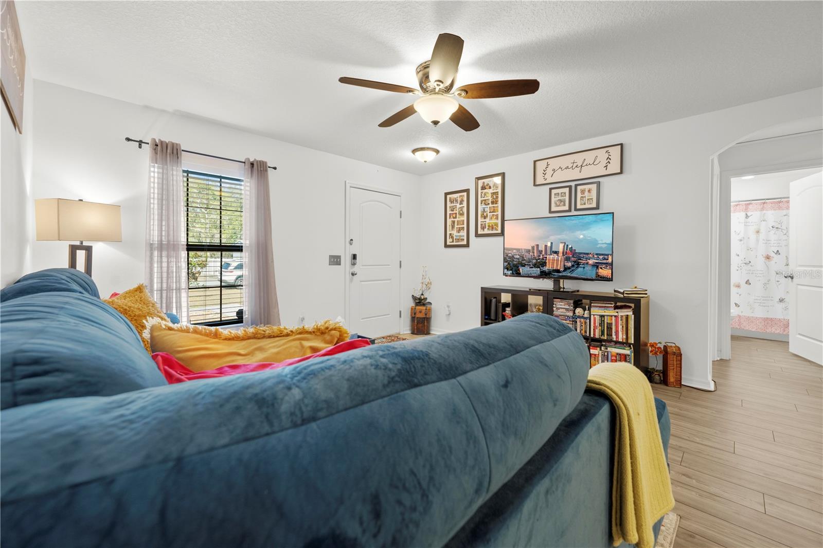 Image 29 of 33 For 26412 Mc Allister Street