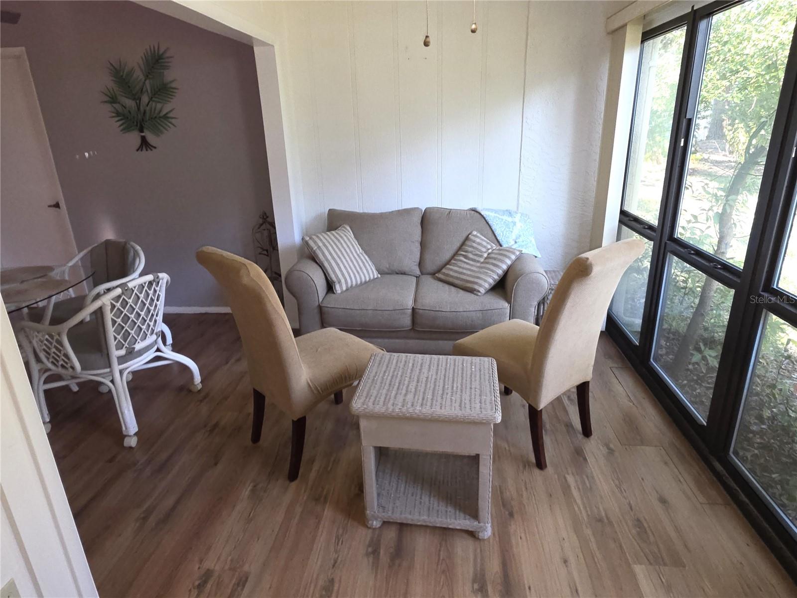 Image 9 of 30 For 6764 Pearleaf Court