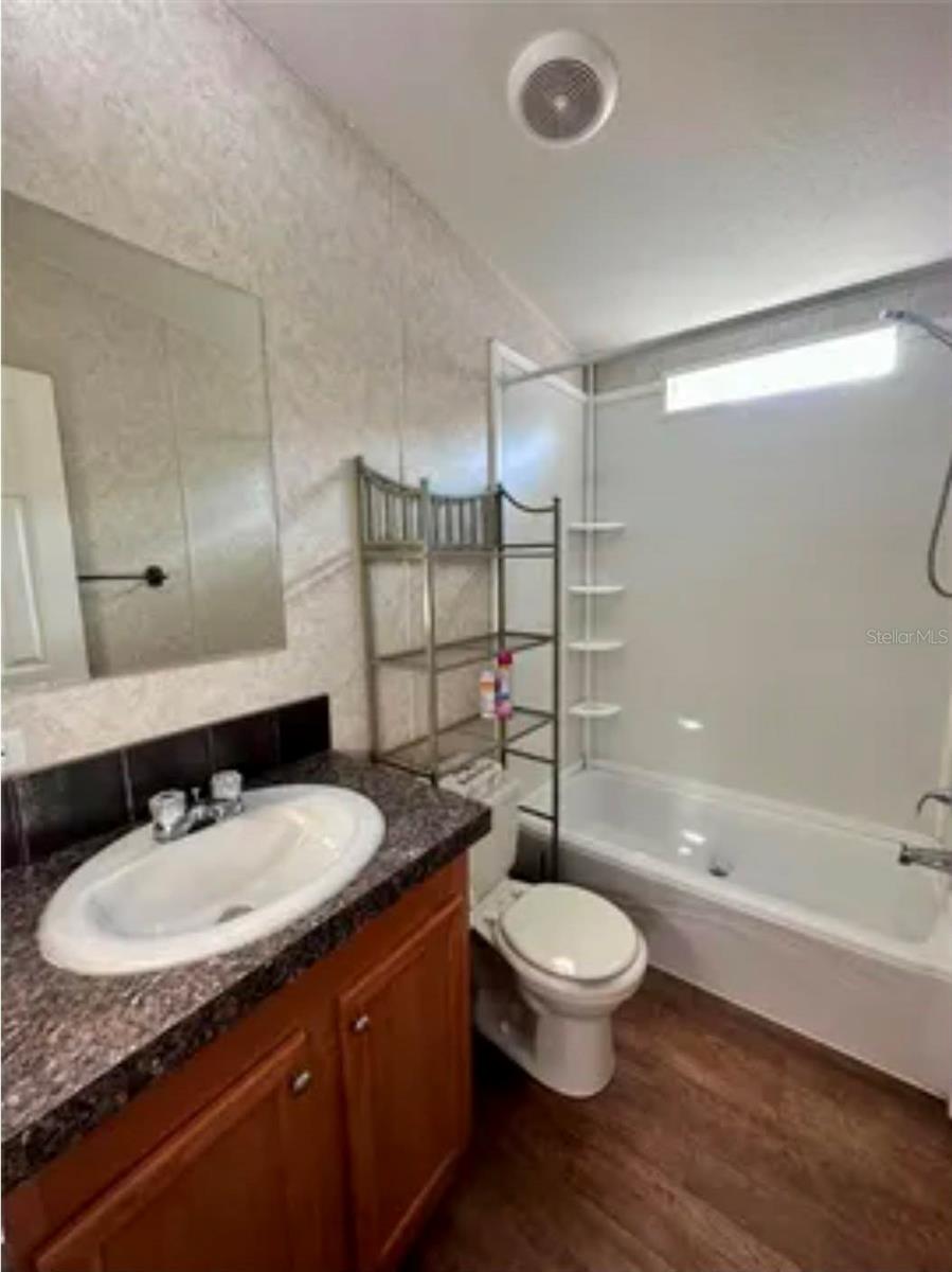 Image 14 of 25 For 12148 Rutherford Lane