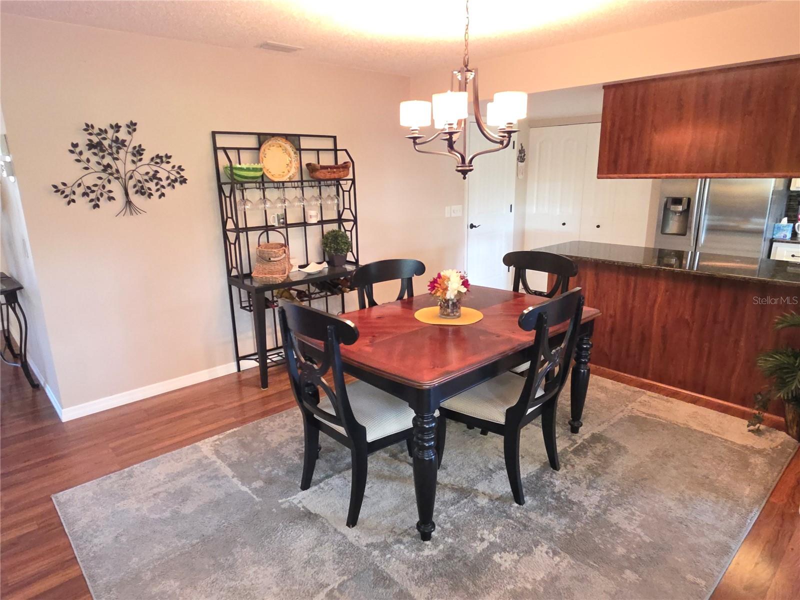 Image 13 of 40 For 7160 Green Abbey Way