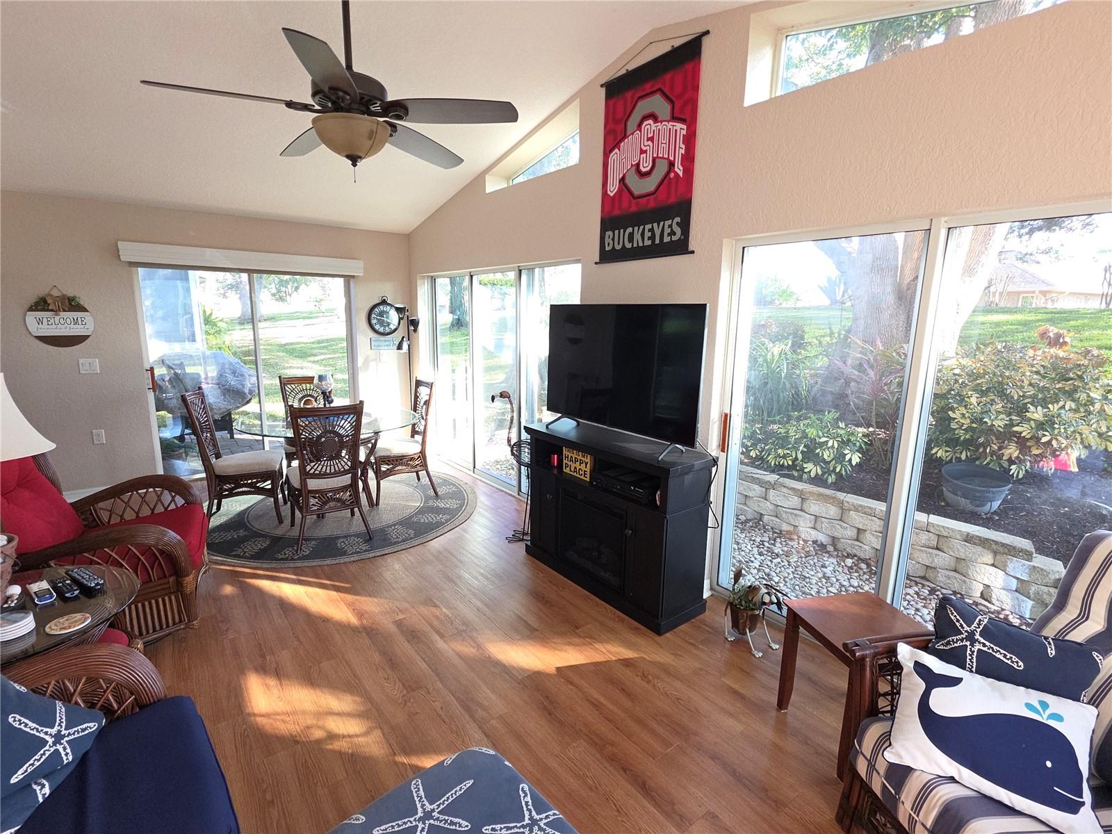 Image 24 of 40 For 7160 Green Abbey Way