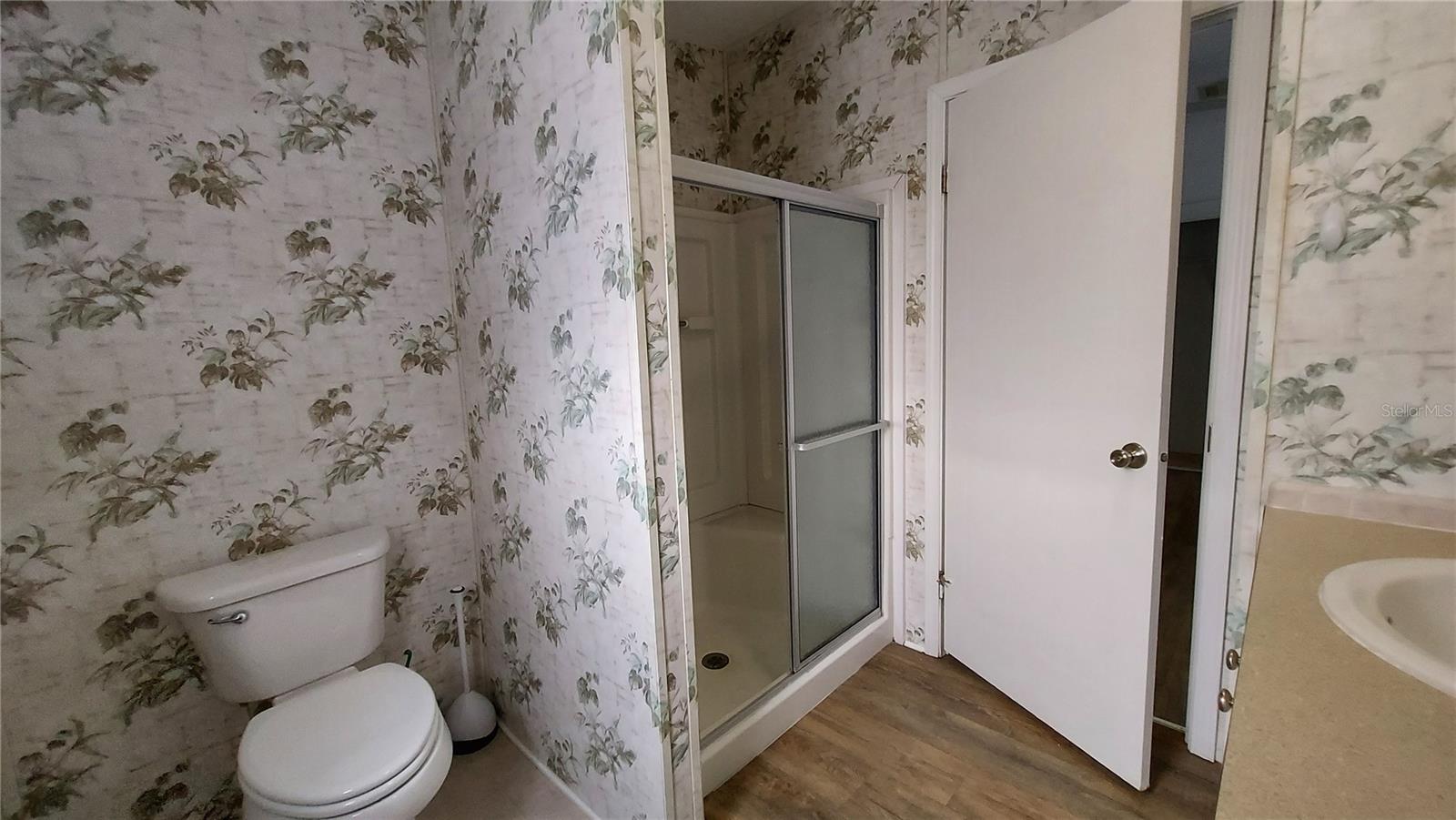 Image 13 of 35 For 2346 Druid Road E 1106