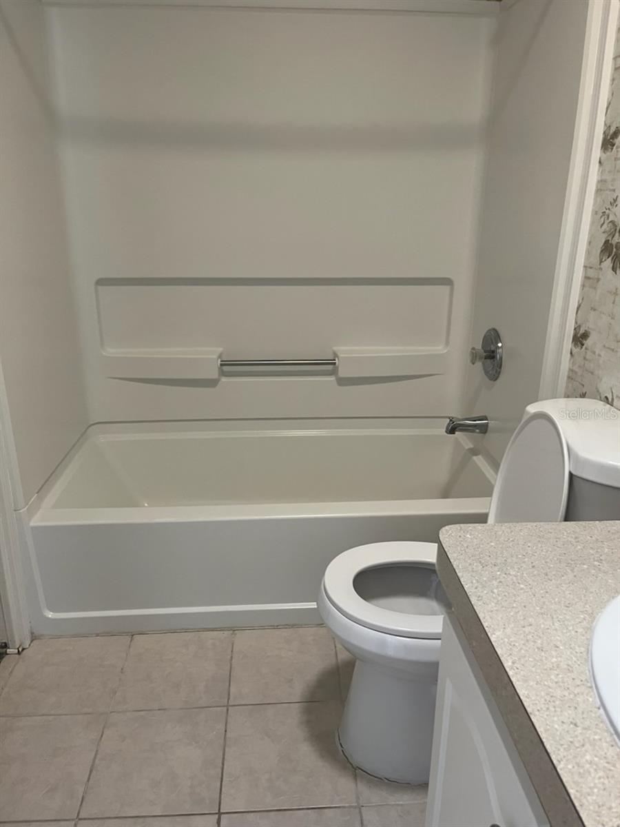 Image 20 of 35 For 2346 Druid Road E 1106