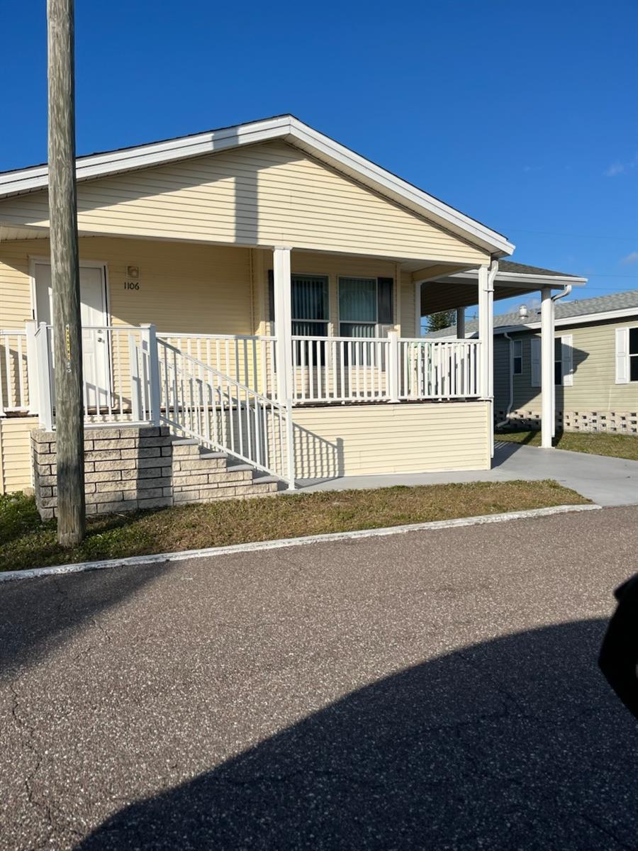 Image 24 of 35 For 2346 Druid Road E 1106