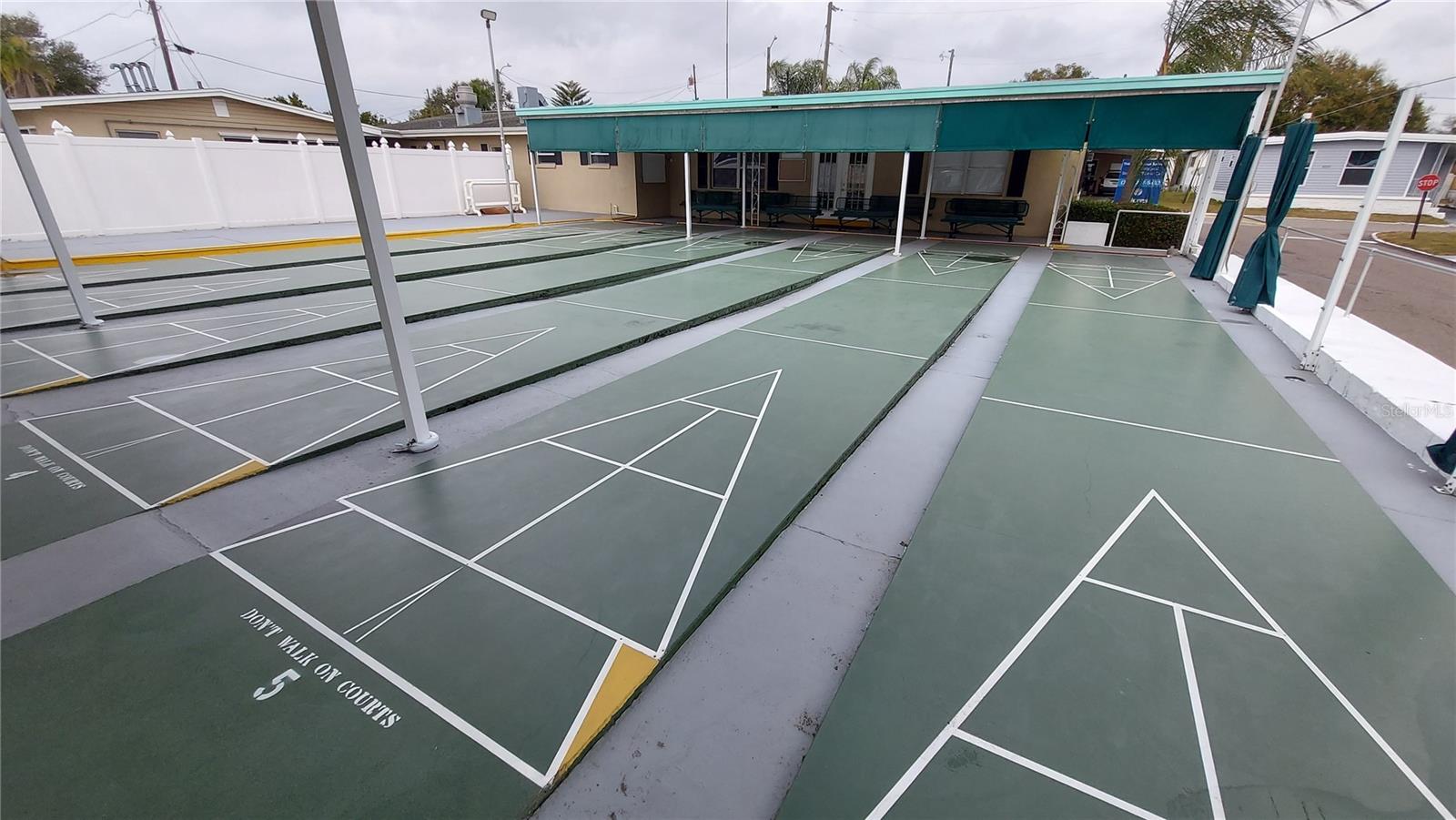 Image 32 of 35 For 2346 Druid Road E 1106