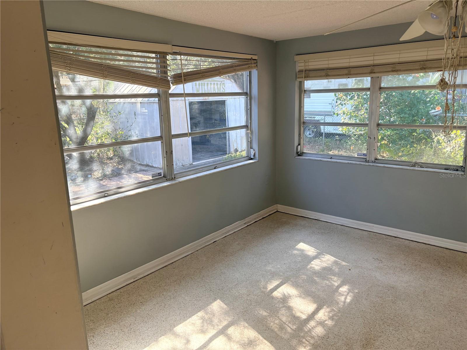 Image 15 of 27 For 4609 Irene Loop