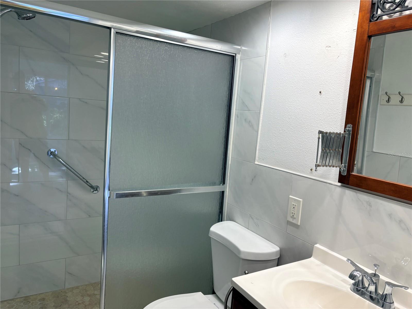 Image 19 of 27 For 4609 Irene Loop