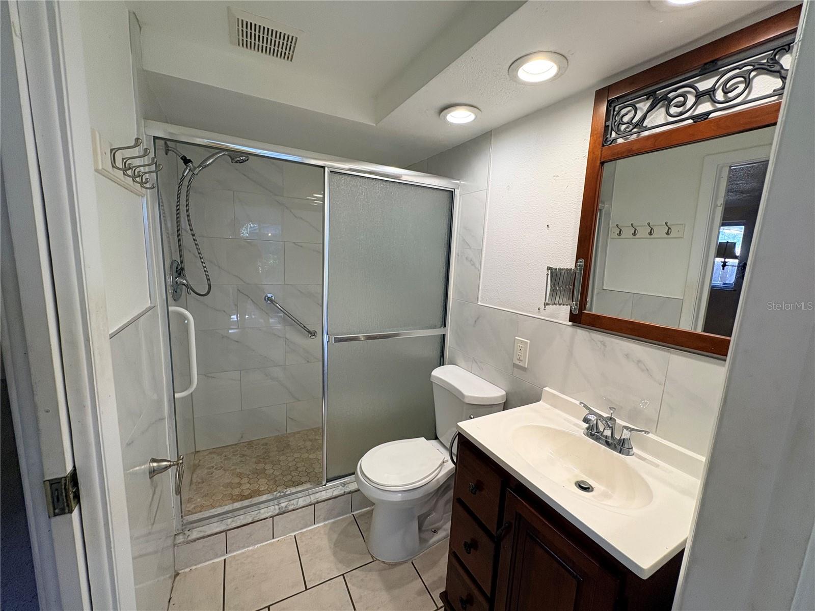 Image 21 of 27 For 4609 Irene Loop