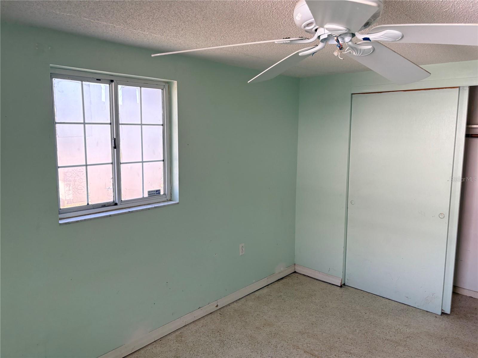 Image 23 of 27 For 4609 Irene Loop