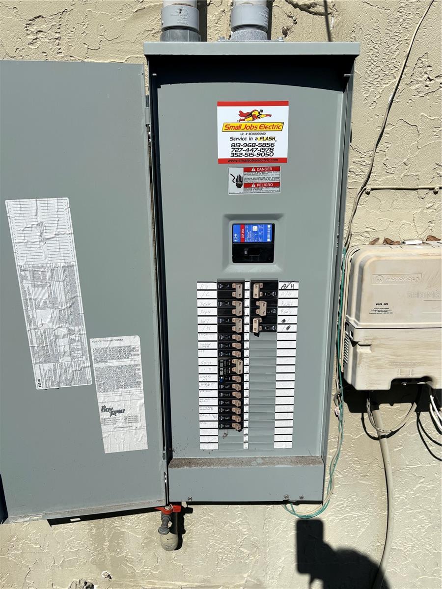 Image 4 of 27 For 4609 Irene Loop