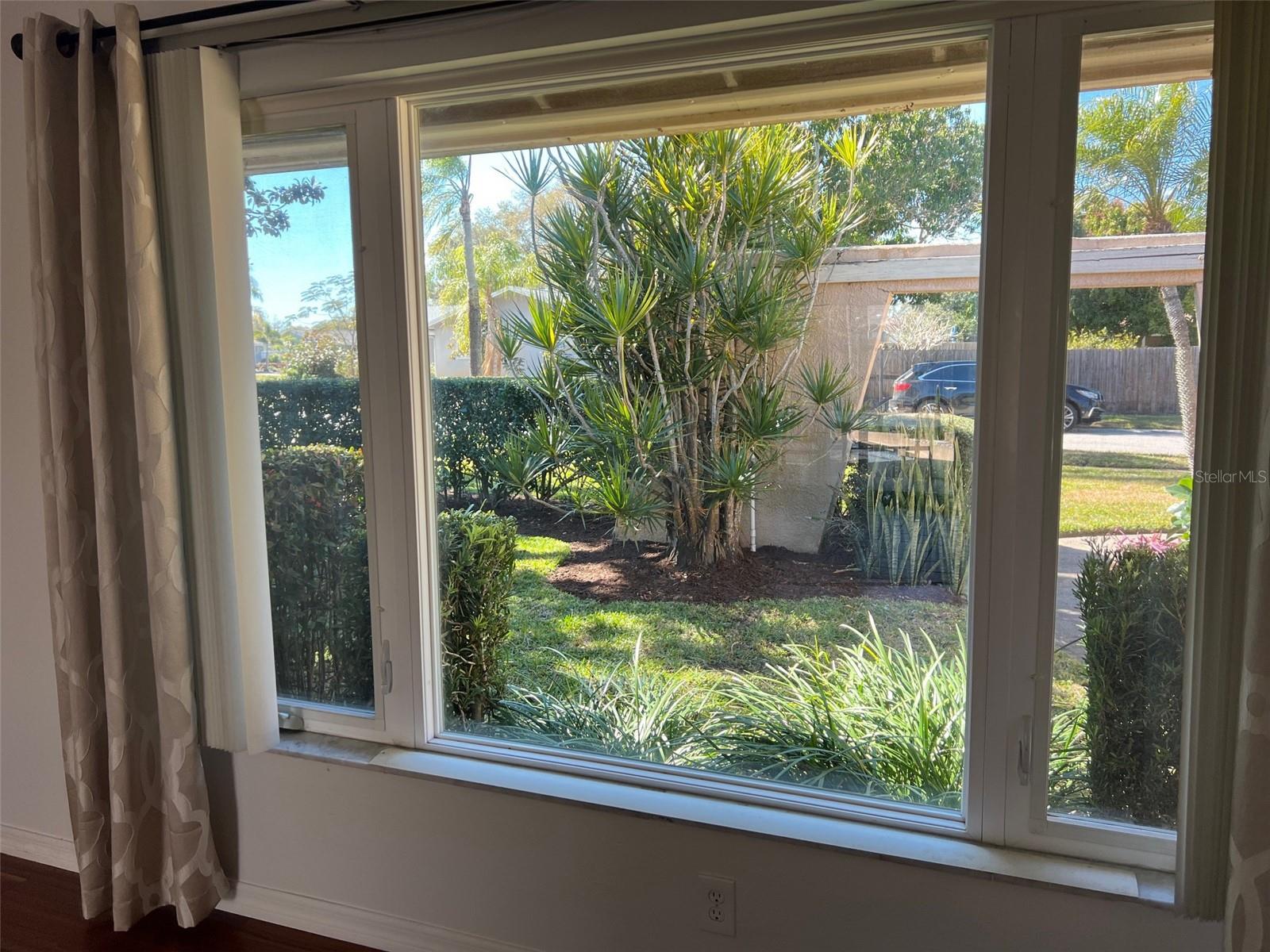 Image 14 of 39 For 11177 Bella Loma Drive