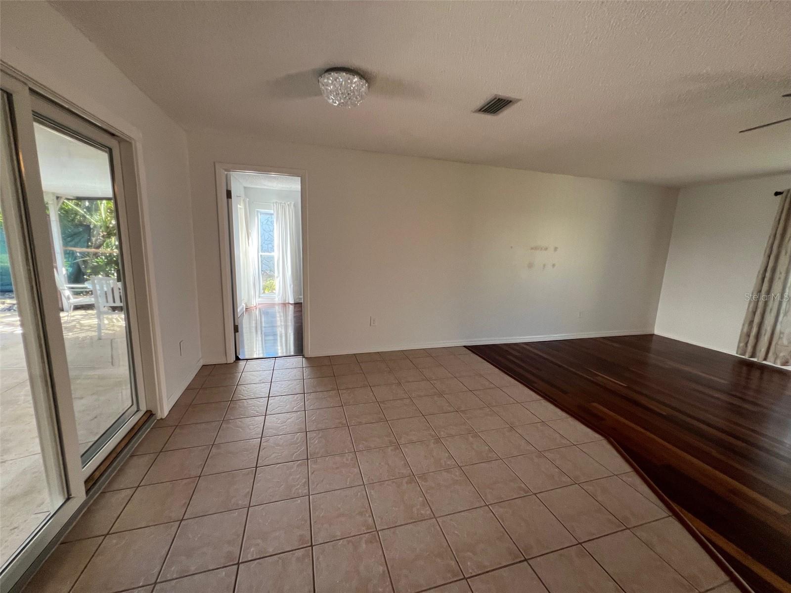 Image 16 of 39 For 11177 Bella Loma Drive