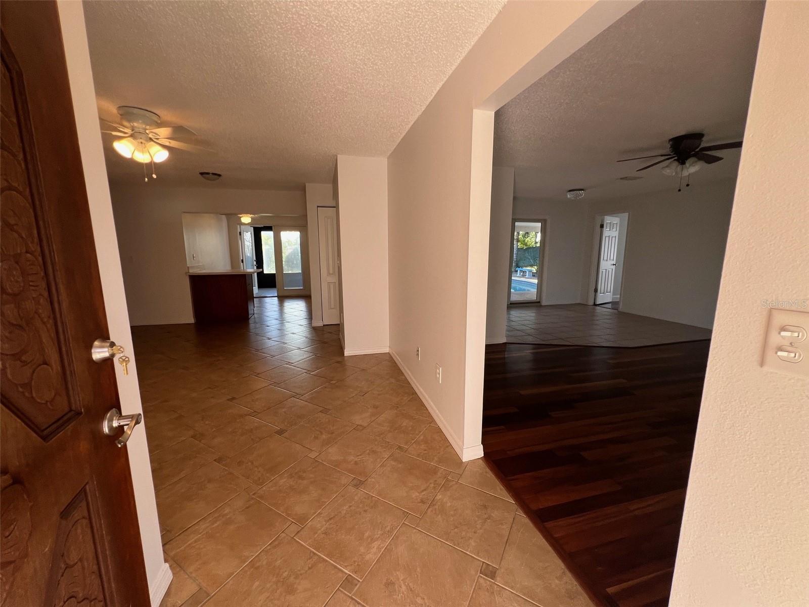 Image 6 of 39 For 11177 Bella Loma Drive