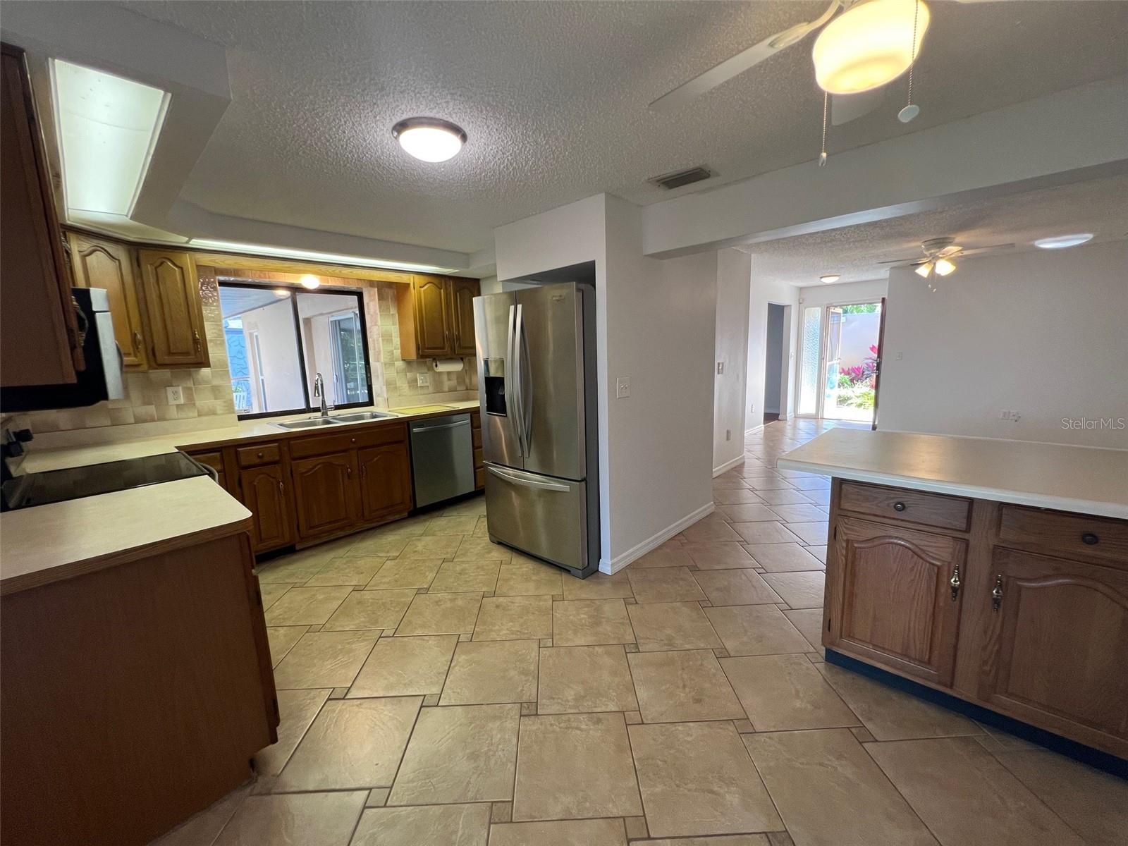 Image 7 of 39 For 11177 Bella Loma Drive