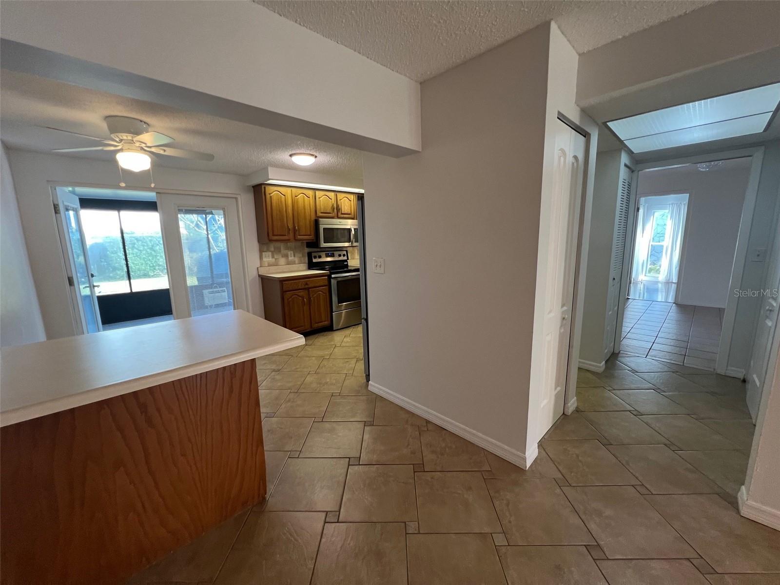 Image 9 of 39 For 11177 Bella Loma Drive