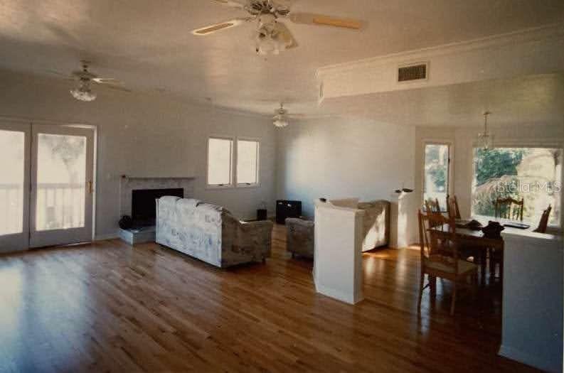 Image 10 of 24 For 1622 Bay Point Court