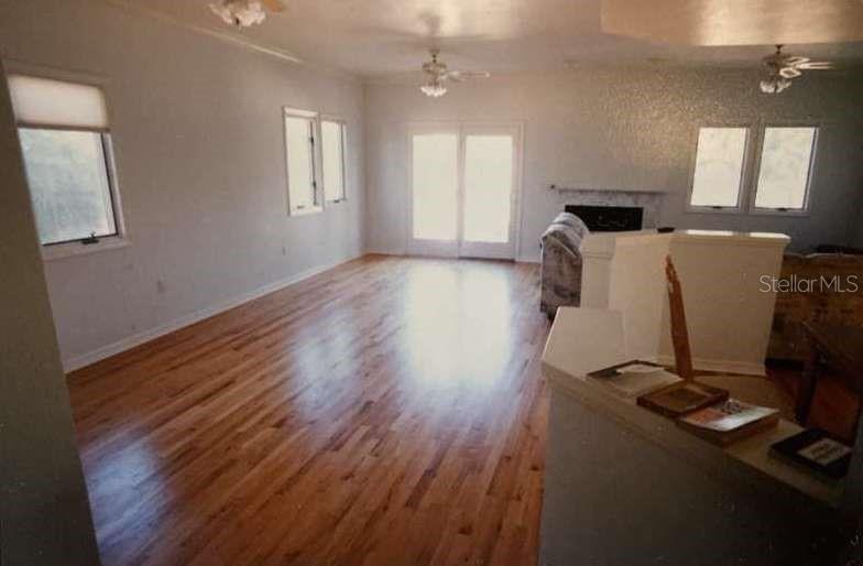 Image 15 of 24 For 1622 Bay Point Court