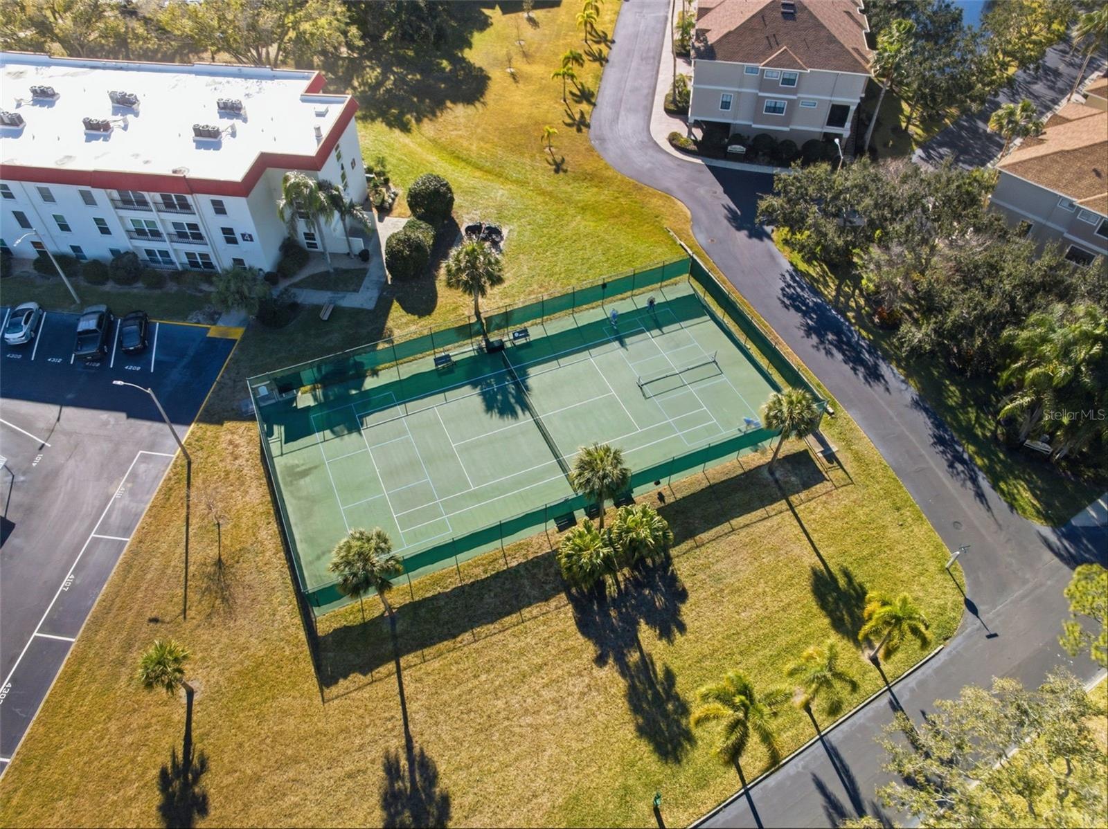 Listing photo id 20 for 2700 Bayshore Boulevard 556