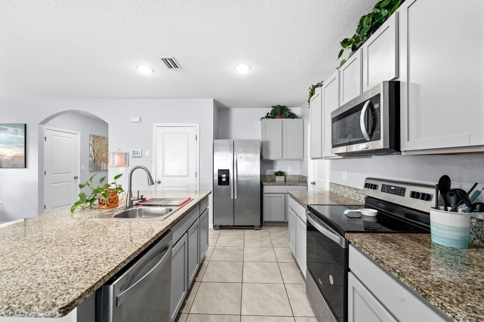 Image 18 of 41 For 10532 Penny Gale Loop