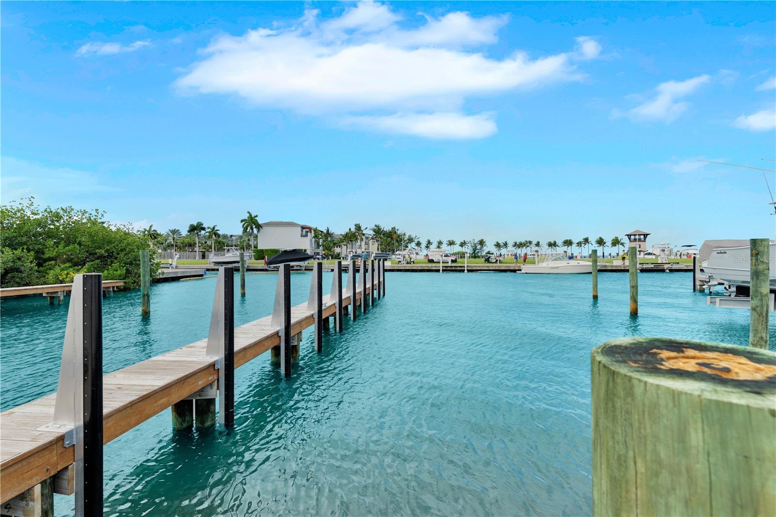 Image 7 of 60 For 805 39th Street Gulf